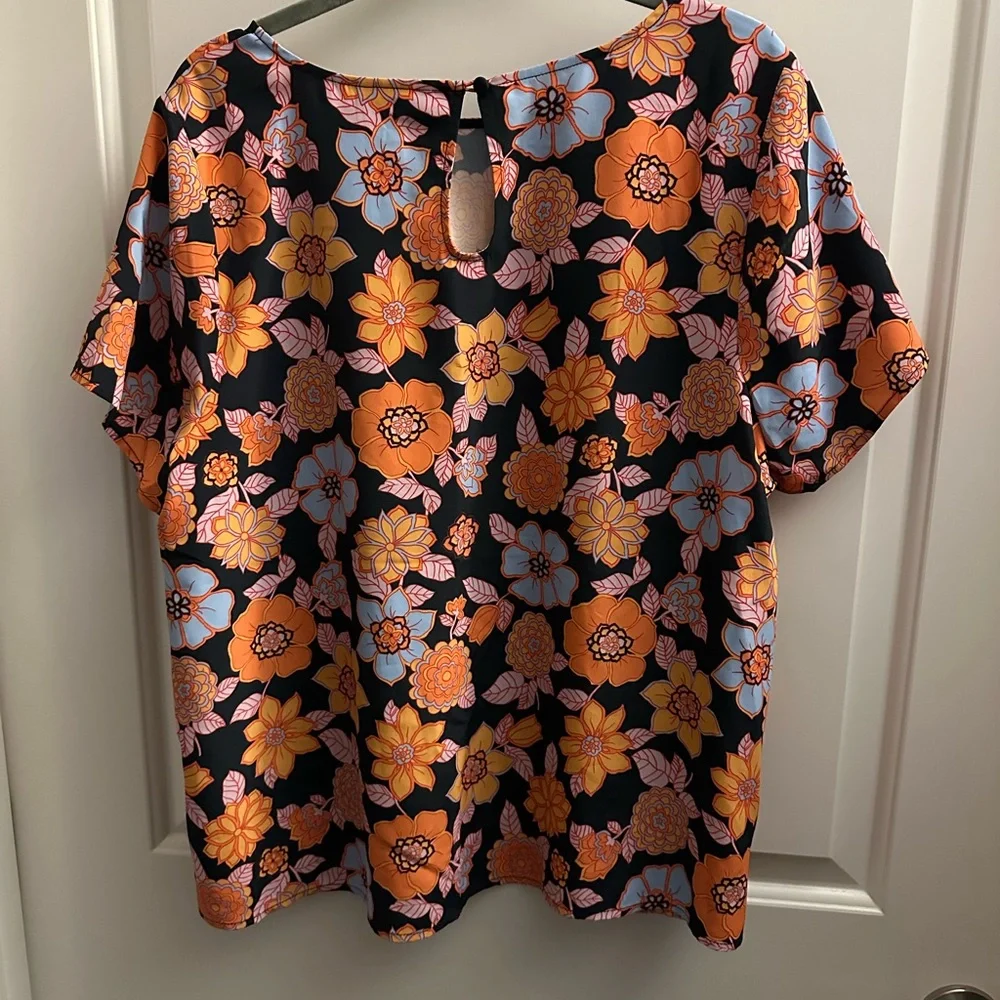 Modcloth Delightful Demeanor Top in Retro Floral - Picture 2 of 3